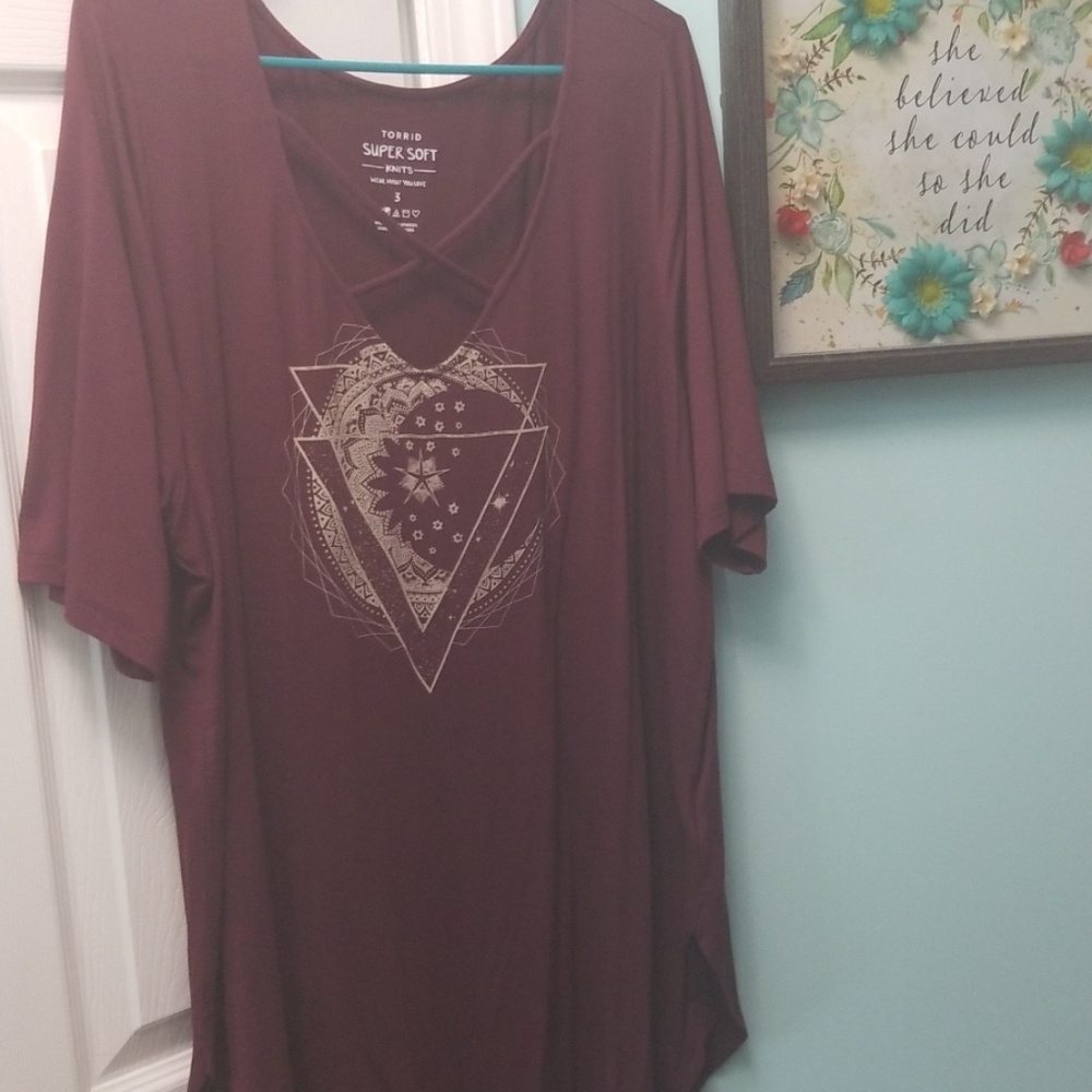 Torrid maroon tunic